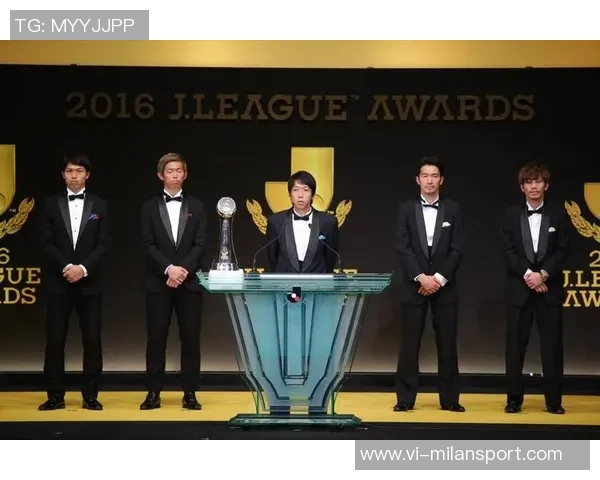J1联赛最佳阵容揭晓日本球员占据主导地位外援前锋助阵