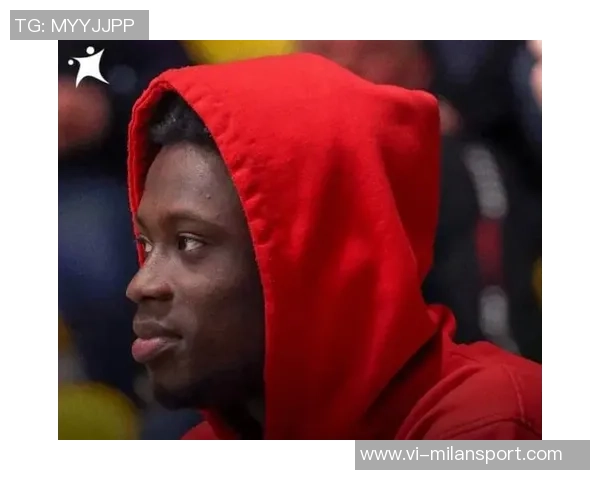 雄鹿队迎来历史时刻字母哥五弟亚历克斯签约双向合同