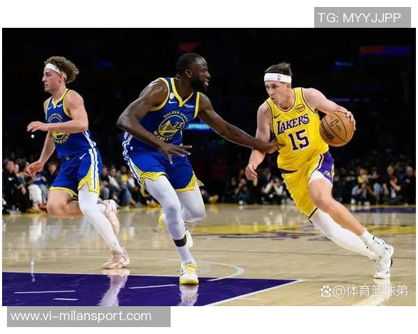 罚球差距明显开拓者首节罚球次数远超湖人两队表现形成鲜明对比