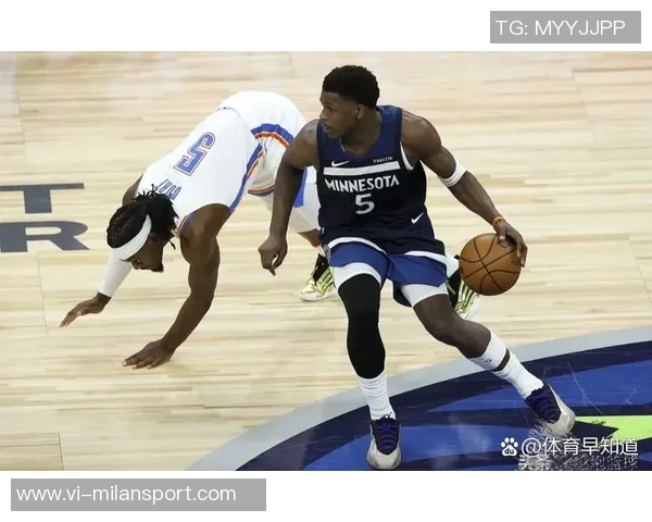 爱德华兹上半场表现亮眼13投7中斩获16分助球队争胜